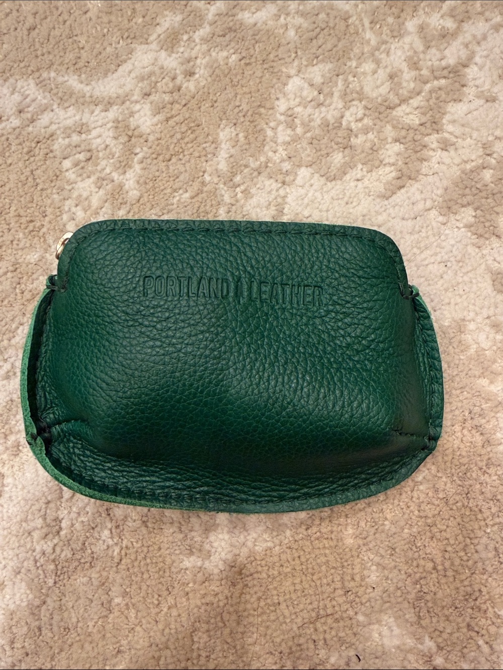 Portland Leather Forest Green Pebbled Leather Coin Case - Picture 2 of 7